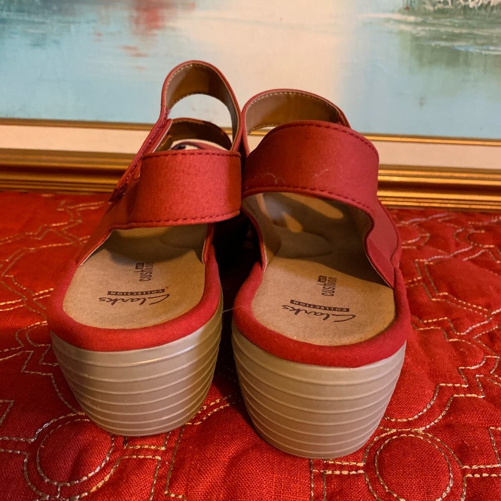 Clarks Red Suede Wedge Sandals - Picture 4 of 12
